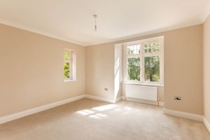 Photo 16- click for photo gallery